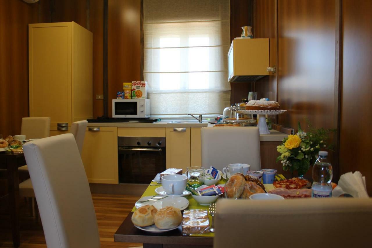 Nives Bed & Breakfast Pompéi Extérieur photo