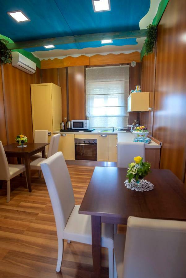 Nives Bed & Breakfast Pompéi Extérieur photo